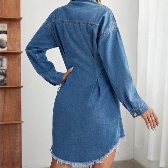 Brand: Denim   Size: XS    Color: Medium Wash - Picture 3 of 6